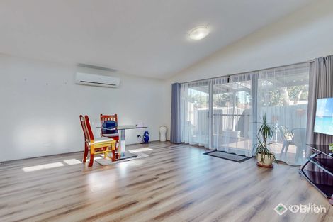 Property photo of 2/5 Candlebark Crescent Frankston North VIC 3200