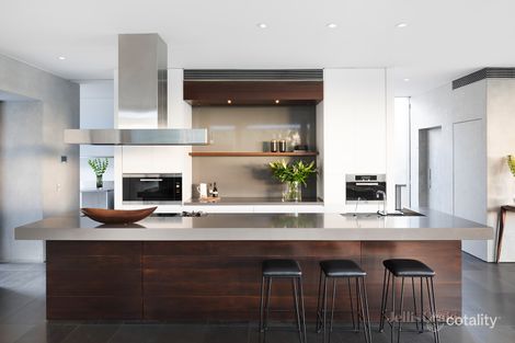 Property photo of 10 Thyer Road Ivanhoe VIC 3079