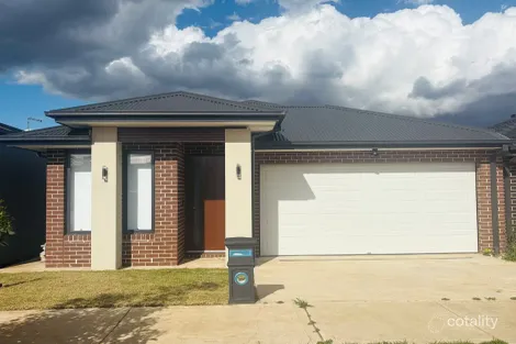 13 Bamal St, Sunbury, VIC 3429