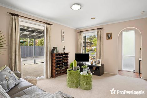 Property photo of 35 Jacaranda Avenue Kilsyth VIC 3137