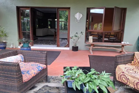 Property photo of 14-16 Pelizzari Close Redlynch QLD 4870