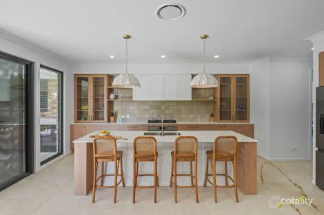 Property photo of 36 Bannockburn Road Windaroo QLD 4207