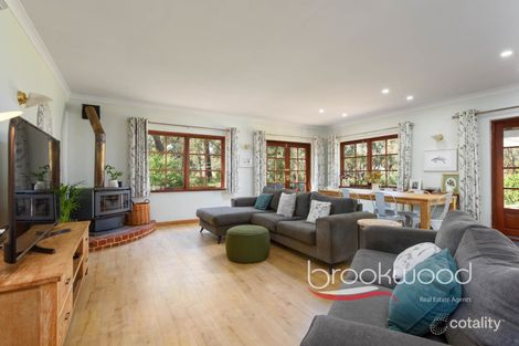 Property photo of 490 Fringeleaf Drive Parkerville WA 6081