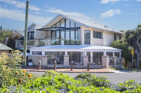 2/6 Dawson Dr, Yallingup, WA 6282