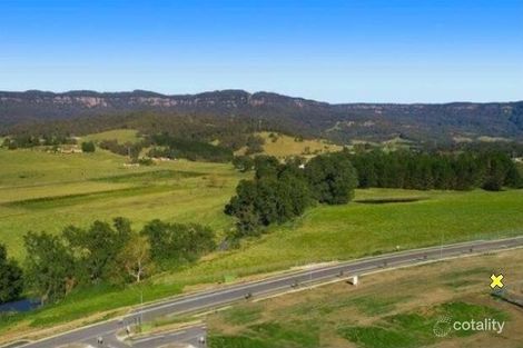 42 Borjeson Cct, Calderwood, NSW 2527