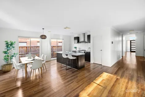 Property photo of 7 Nutmeg Parade Manor Lakes VIC 3024