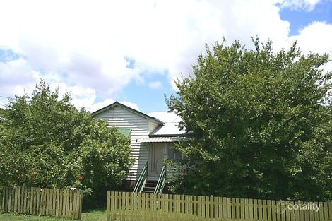 8 Nimmo St, Booval, QLD 4304