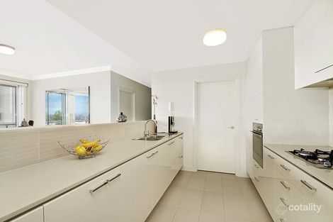 Property photo of 25/5 Juniper Drive Breakfast Point NSW 2137