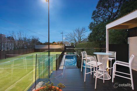 Property photo of 4 Scotsburn Grove Toorak VIC 3142