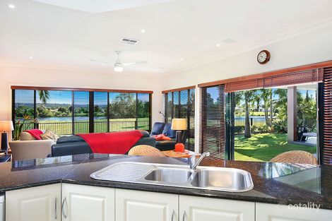 Property photo of 11 Regal Crescent Sippy Downs QLD 4556