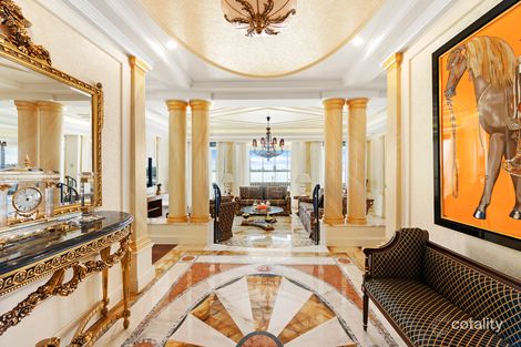 20/94 Sea World Dr, Main Beach, QLD 4217