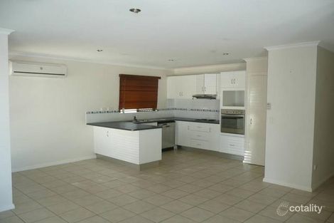 Property photo of 3/13 Queens Road Bowen QLD 4805