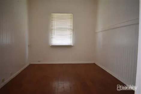Property photo of 44 Frederick Street Newtown QLD 4305
