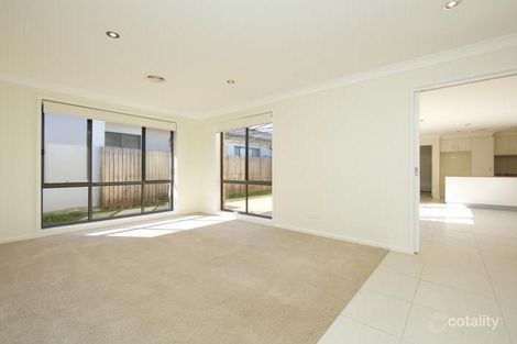 Property photo of 10 Basham Street Franklin ACT 2913