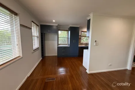 Property photo of 22 Killara Crescent Winmalee NSW 2777