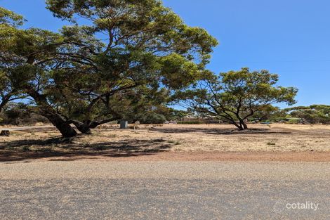 35 Muluckine Rd, Muluckine, WA 6401