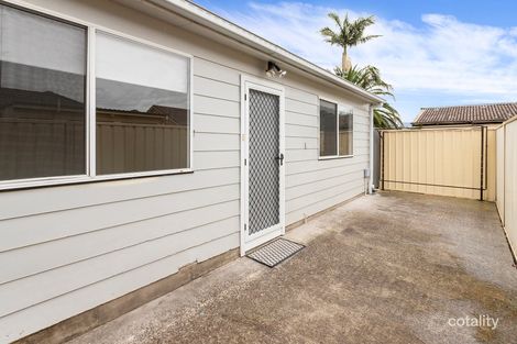 Property photo of 2/37 Kapooka Avenue Dapto NSW 2530