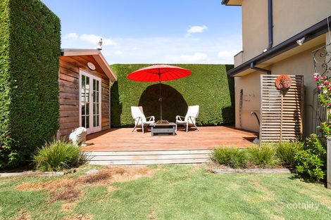 Property photo of 17 Ti-Tree Grove Mornington VIC 3931