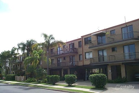 5/9 Bradford St, Labrador, QLD 4215