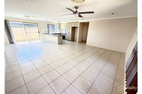 Property photo of 2/27 Price Street Chinchilla QLD 4413