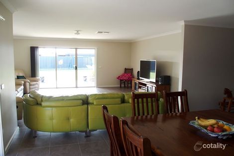 Property photo of 3 Maple Circuit Wangaratta VIC 3677
