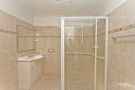 Property photo of 2/68 Queen Street Warners Bay NSW 2282