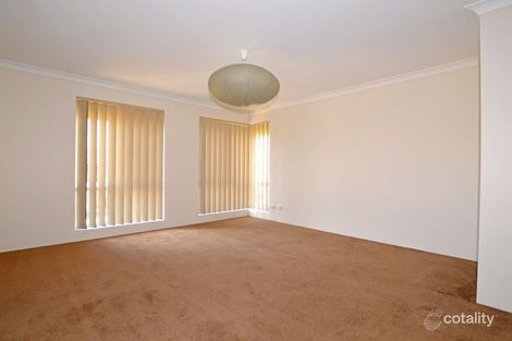 Property photo of 4 Finsbury Drive Thornlie WA 6108