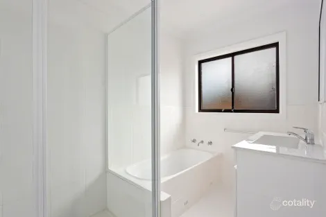 Property photo of 2/74 O'Briens Road Figtree NSW 2525