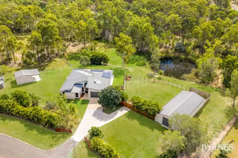 40 Lincoln James Dr, Burua, QLD 4680