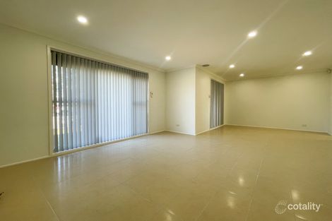 Property photo of 71 Anthony Drive Rosemeadow NSW 2560