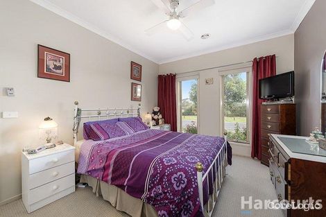 Property photo of 10 Taggerty Grove Epping VIC 3076