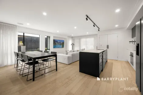 Property photo of 13 Riverside Avenue Bunyip VIC 3815