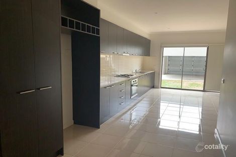 Property photo of 5 Lygon Drive Craigieburn VIC 3064