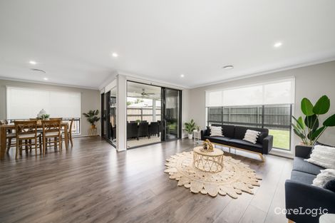 Property photo of 37 Shoreside Close Birkdale QLD 4159