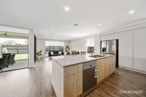 Property photo of 37 Shoreside Close Birkdale QLD 4159