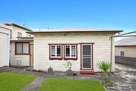 2/64 Gladstone Ave, Wollongong, NSW 2500