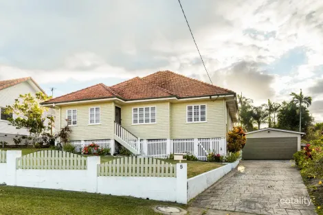 Property photo of 5 Albar Street Wavell Heights QLD 4012