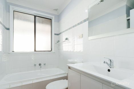 Property photo of 6 Hampshire Place Wakeley NSW 2176