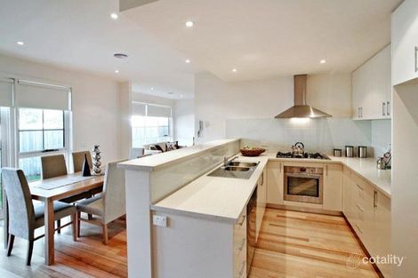 Property photo of 3/28 Hobart Road Murrumbeena VIC 3163