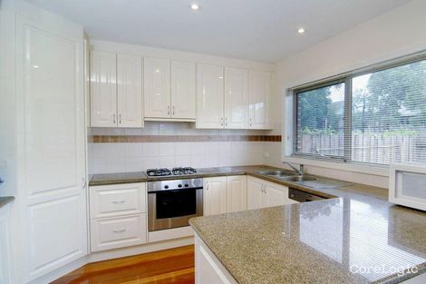 Property photo of 29 Kingswood Rise Box Hill South VIC 3128