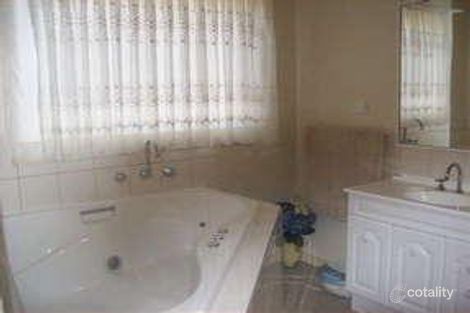 Property photo of 29 Thames Way Roxburgh Park VIC 3064