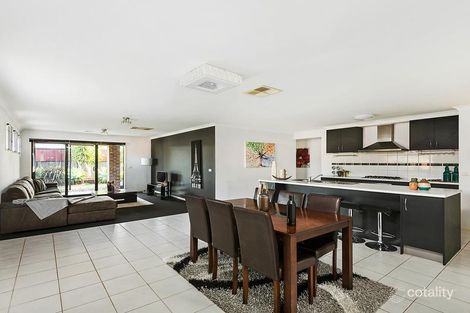 Property photo of 38 Chartwell Crescent Derrimut VIC 3026