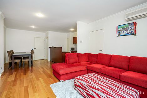 Property photo of 2 Rimfire Walk Maribyrnong VIC 3032