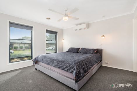 Property photo of 13 Birdrock Court Carrum Downs VIC 3201