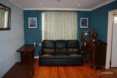 Property photo of 12 Matika Place Lethbridge Park NSW 2770