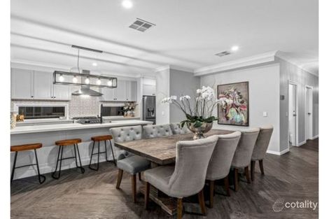 Property photo of 21 Fig Tree Close Mackenzie QLD 4156