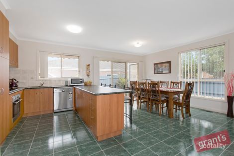 Property photo of 9 Woodbury Court Narre Warren South VIC 3805