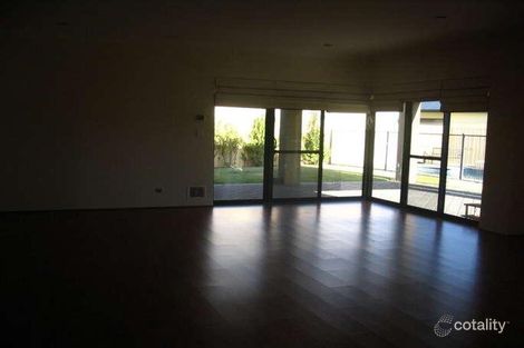 Property photo of 3 The Green Canning Vale WA 6155