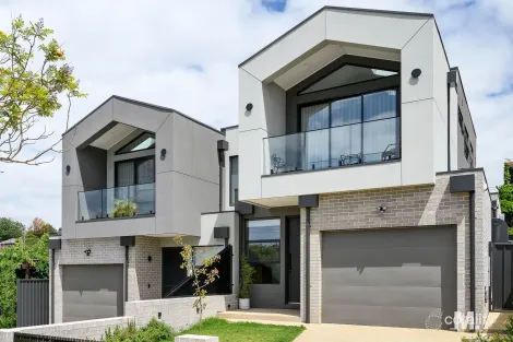 Property photo of 13A Vickers Avenue Strathmore Heights VIC 3041