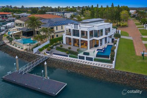 Property photo of 2132 The Circle Hope Island QLD 4212